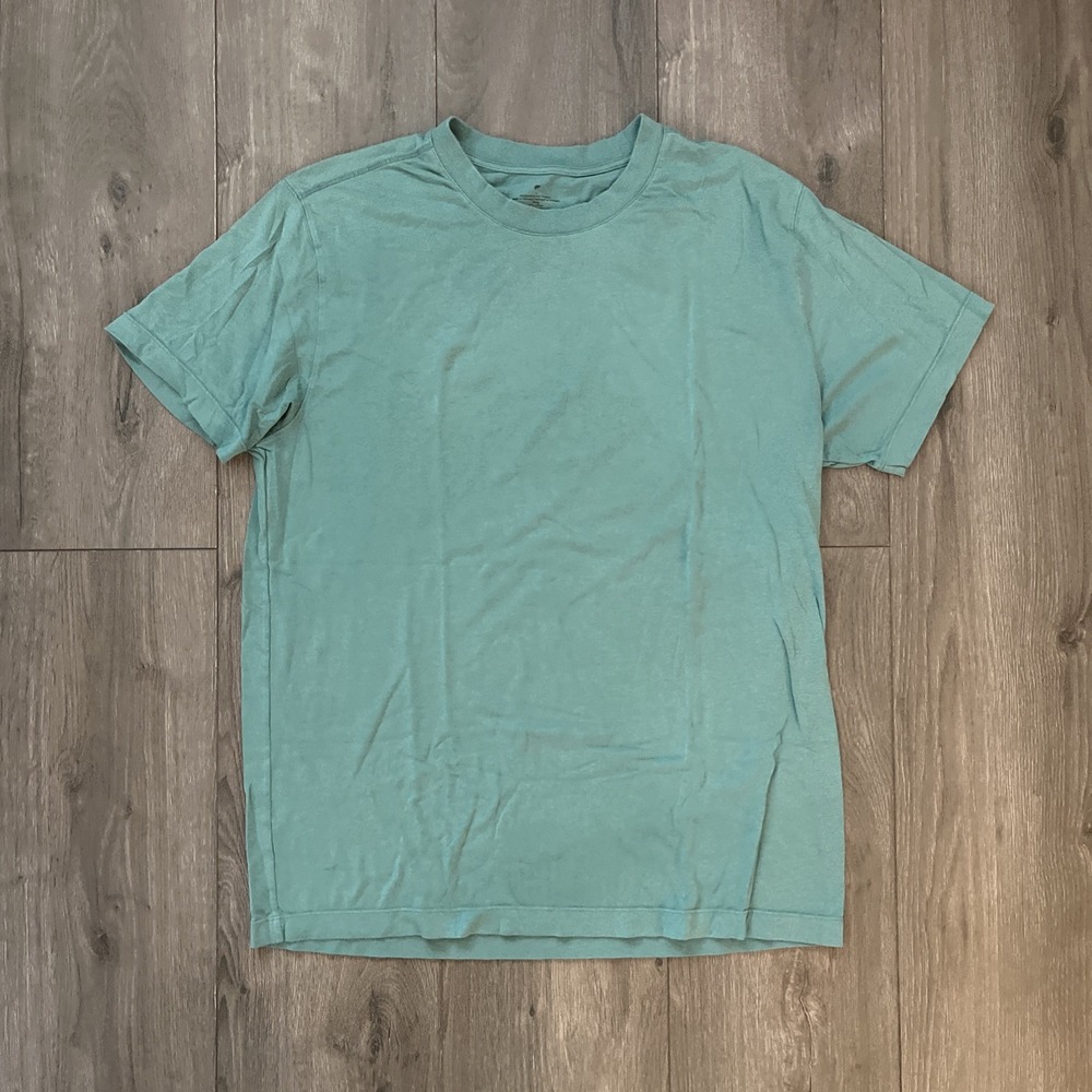 Fabletics Mens L T Shirt Green Short Sleeve